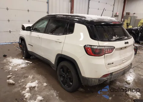 2019 Jeep Compass Altitude 4X4 from USA, damaged, VIN 3C4NJDBB5KT696367